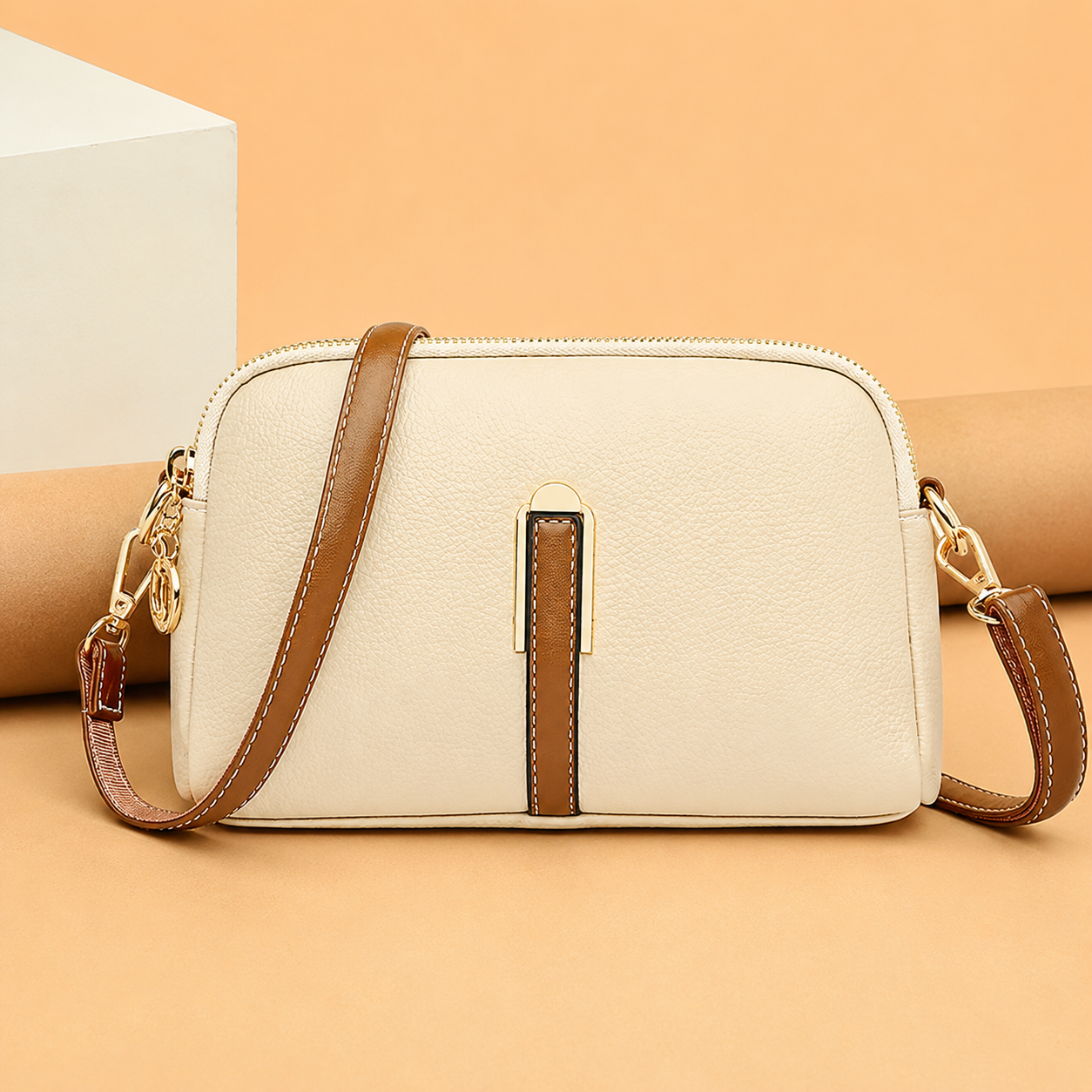 Irena | Táto kompaktná crossbody kabelka je ideálna na dni plné pohybu