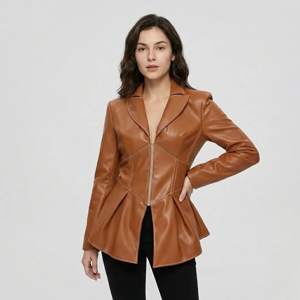 Sofia | Štruktúrovaný kabát s priliehavým strihom a peplum detailom