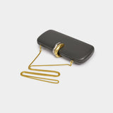 Hana | Hladká crossbody kabelka s retiazkou