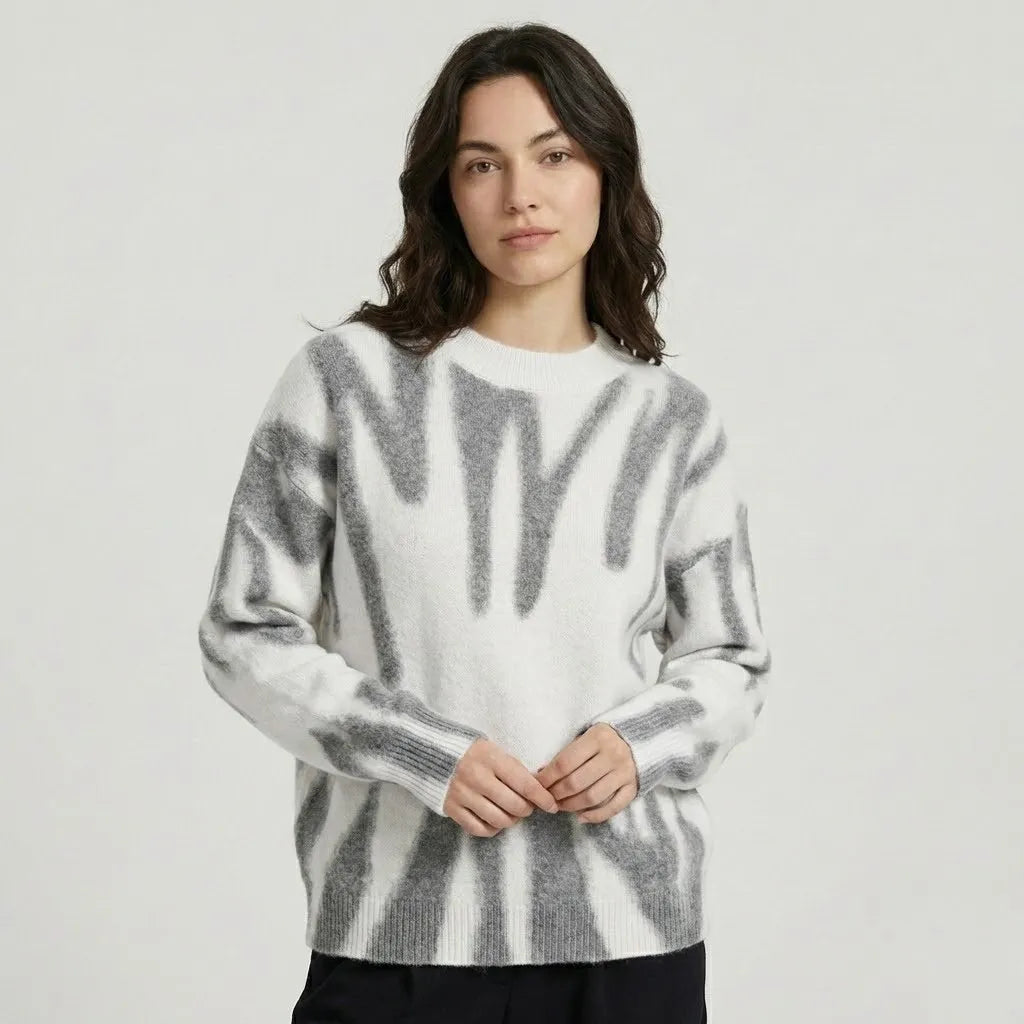 Lívia | Pletený sveter s oversize strihom a organickým vzorom
