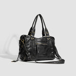 Petra | Pevná hladká crossbody kabelka