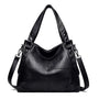 Žaneta | Priestranná hladká crossbody kabelka