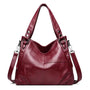 Žaneta | Priestranná hladká crossbody kabelka