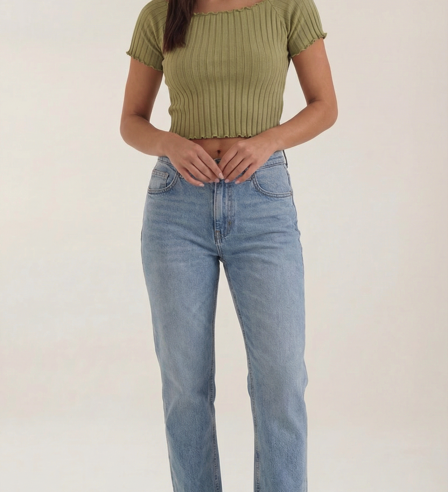 Jolana | Basic top s krátkym rukávom