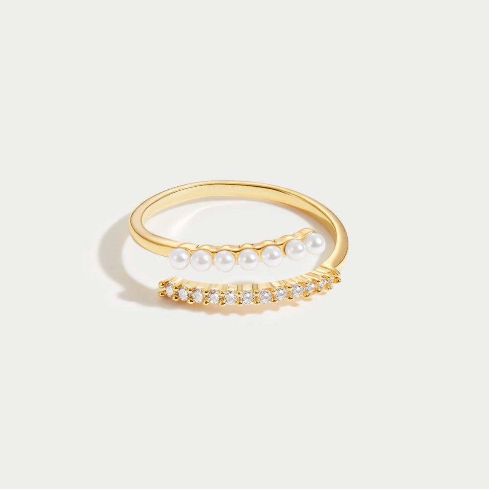 Lenka | Zavinovací prsteň s jemným detailom a lesklými detailmi